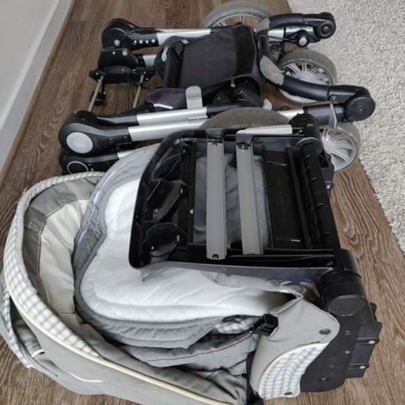 German baby stroller with a bassinet - Picture 3 of 8